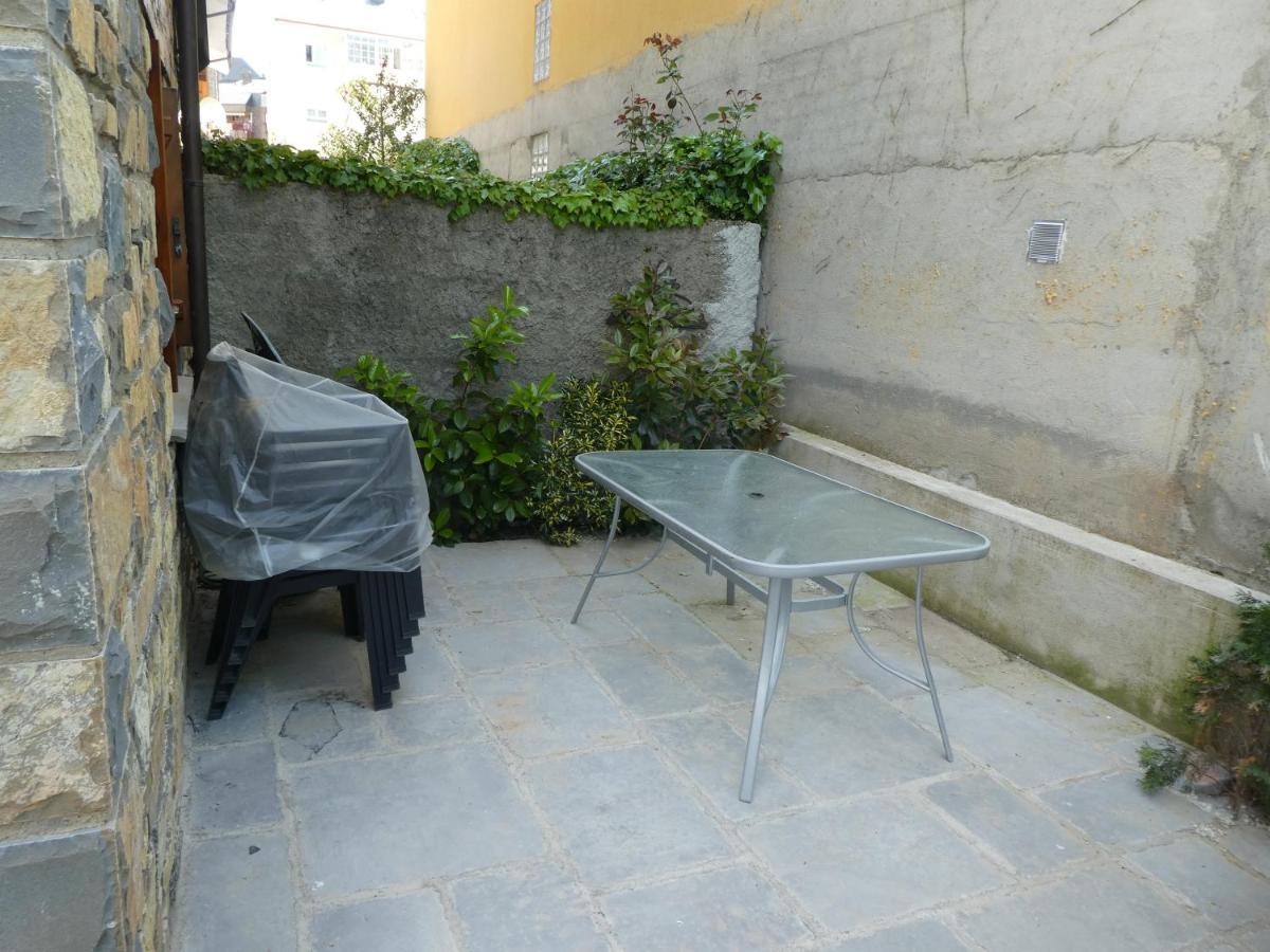 Villa Casa con jardín frente ciudadela Jaca Exterior foto